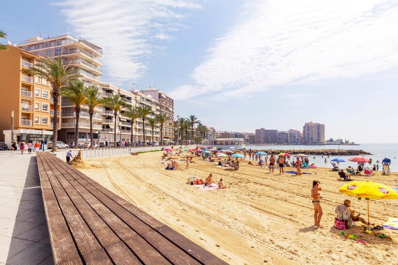 Apartamento Pink Maritimo Torrevieja Ngoại thất bức ảnh