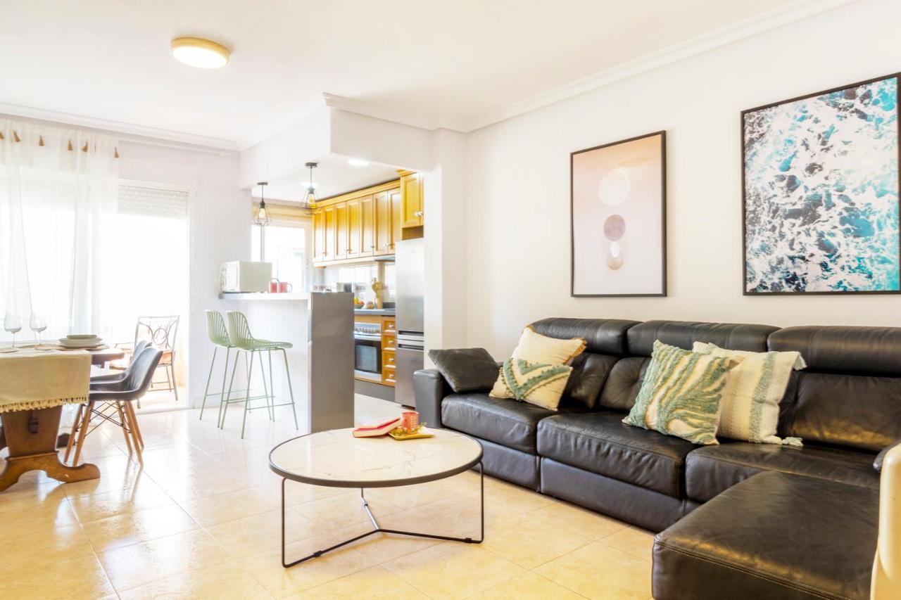 Apartamento Pink Maritimo Torrevieja Ngoại thất bức ảnh
