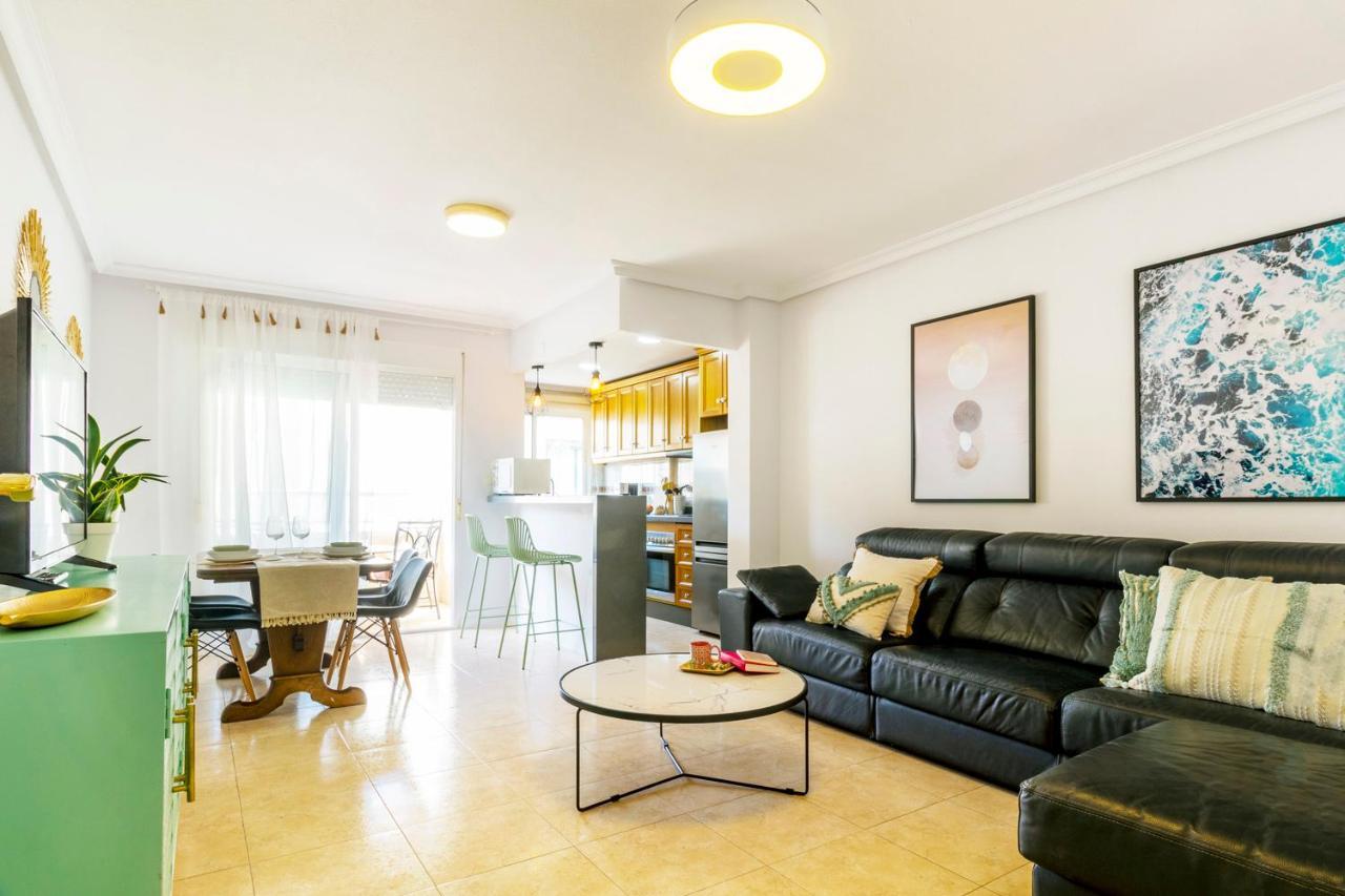 Apartamento Pink Maritimo Torrevieja Ngoại thất bức ảnh