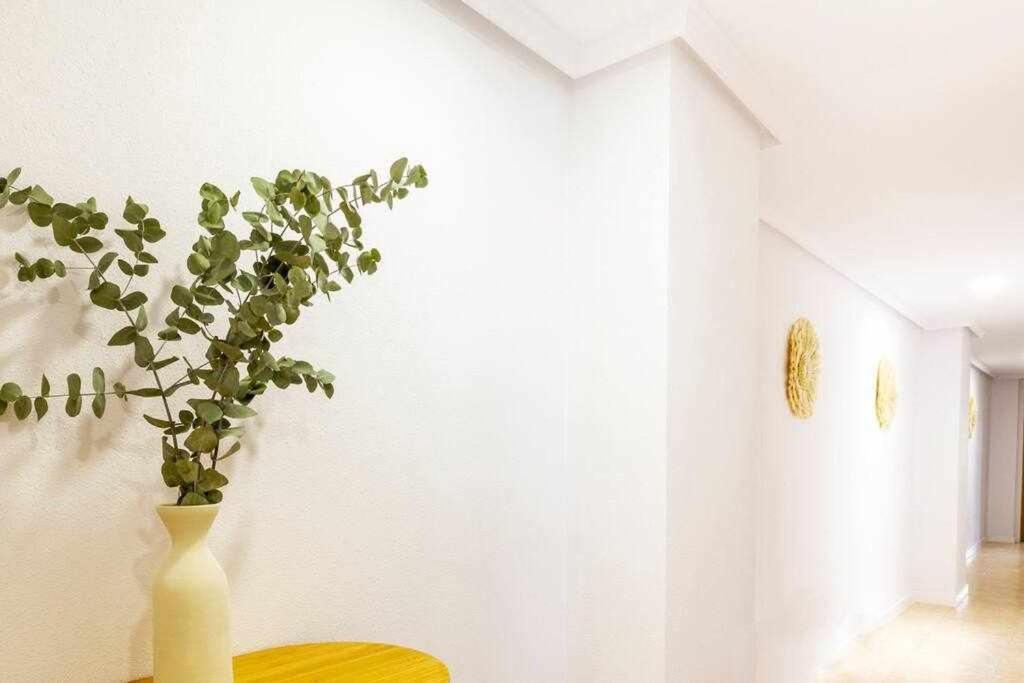 Apartamento Pink Maritimo Torrevieja Ngoại thất bức ảnh