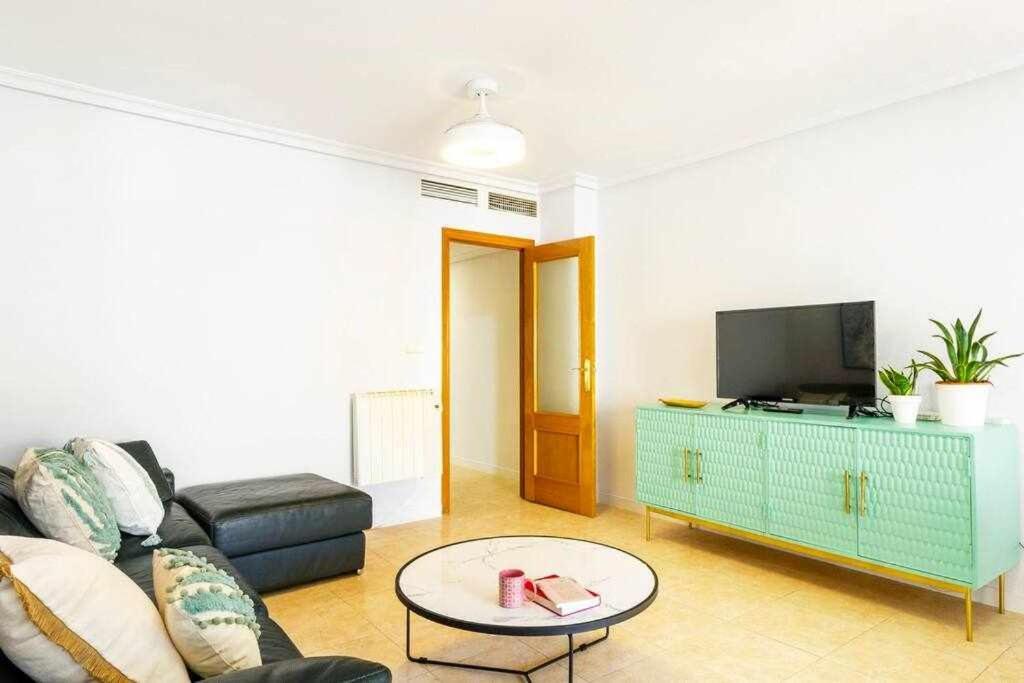 Apartamento Pink Maritimo Torrevieja Ngoại thất bức ảnh
