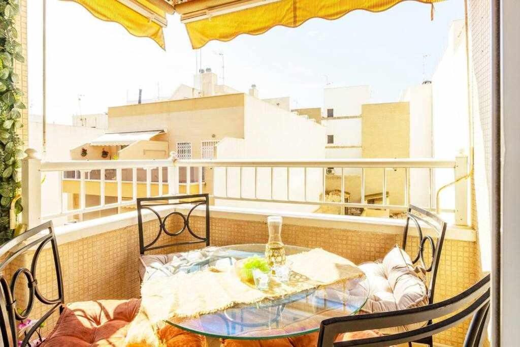 Apartamento Pink Maritimo Torrevieja Ngoại thất bức ảnh
